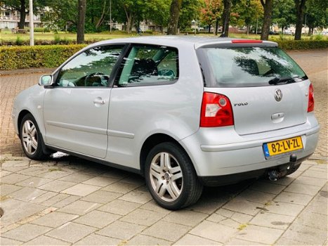 Volkswagen Polo - 1.4-16V - 1