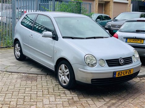 Volkswagen Polo - 1.4-16V - 1