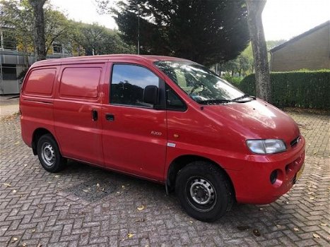 Hyundai H 200 - 2.5 Eerste eigenaar / 102.000 NAP / Zeer mooie en nette auto - 1