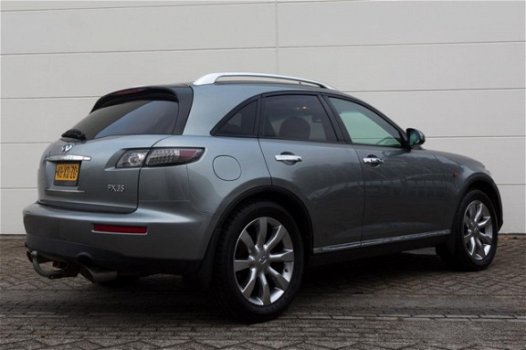 Infiniti FX - FX35 3.5L V6 AWD Automaat 281 HP - 1