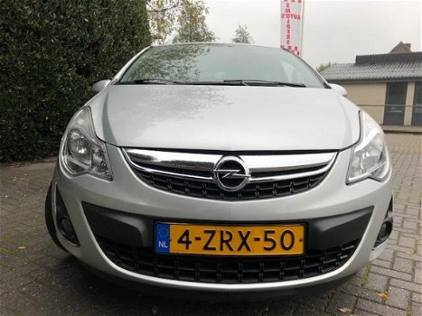 Opel Corsa - 1.2-16V '111' Edition , AIRCO, cruise control, model 2011 - 1