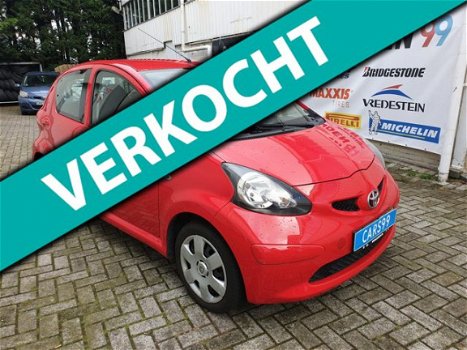 Toyota Aygo - 1.0-12V + 5DEURS AIRCO - 1