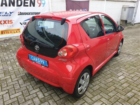 Toyota Aygo - 1.0-12V + 5DEURS AIRCO - 1