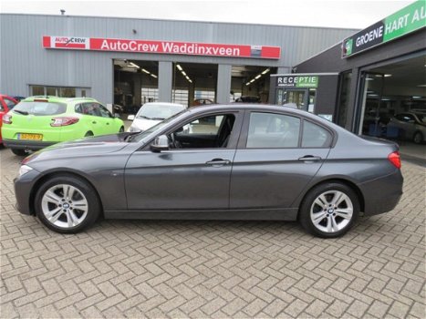 BMW 3-serie - 320i Executive /LEDER/XENON/NAVI/NL-AUTO/NAP - 1