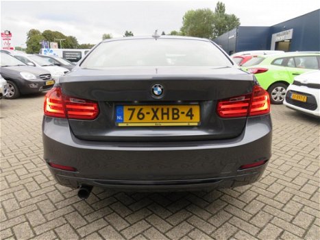 BMW 3-serie - 320i Executive /LEDER/XENON/NAVI/NL-AUTO/NAP - 1