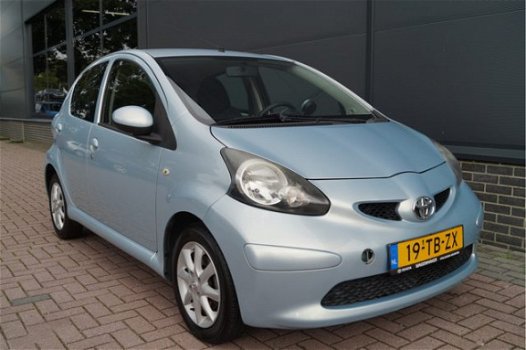 Toyota Aygo - 1.0-12V Sport l Automaat | Airco | Lichtmetalen velgen - 1