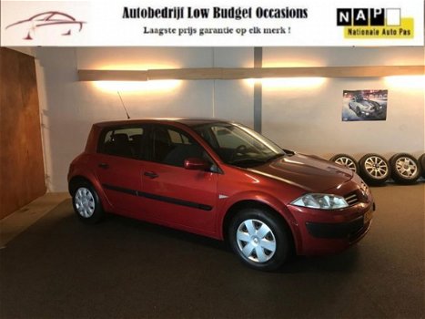 Renault Mégane - 1.6-16V Expression Comfort Apk Nieuw, 2e eigenaar, Cruise, Clima, N.A.P, Trekhaak, - 1