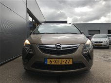 Opel Zafira Tourer - 1.4 Turbo 140pk Design Edition / Trekhaak / Navi / Camera