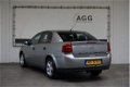 Opel Vectra - 1.8-16V Basis Airco. Nieuwe APK - 1 - Thumbnail