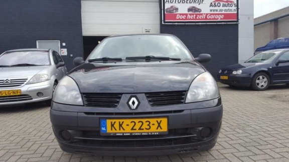 Renault Clio - 1.2-16V Campus 2005 - 5 DEURS- AIRCO - APK TOT : 24-09-2020 - 1