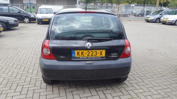 Renault Clio - 1.2-16V Campus 2005 - 5 DEURS- AIRCO - APK TOT : 24-09-2020 - 1