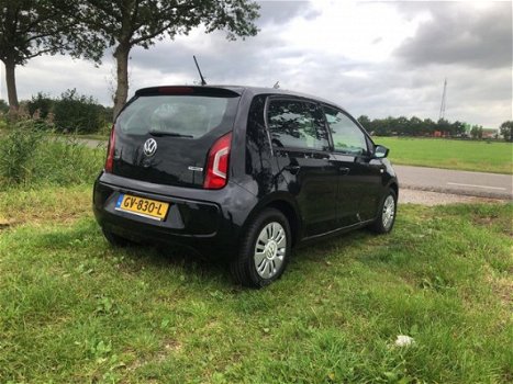 Volkswagen Up! - 1.0 move up BlueM - 1