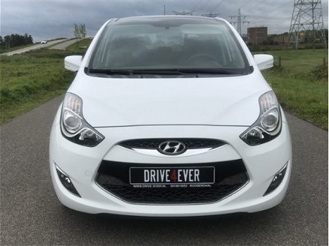 Hyundai ix20 - 1.4i i-Vision 2010 met Pano/Climate/Elek pakket - 1