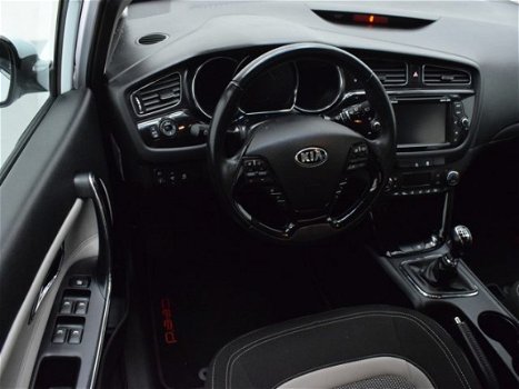 Kia Cee'd - 1.6 135 BusinessLine *NAV/CLIMA/PDC - 1