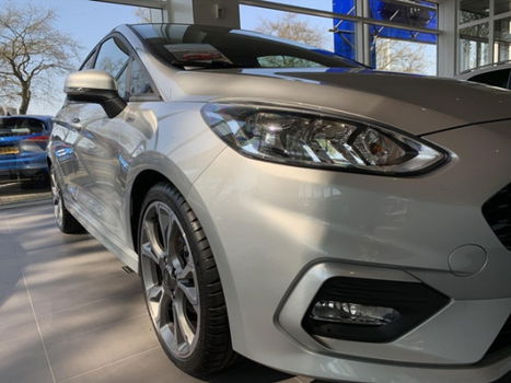 Ford Fiesta - 1.0 EcoBoost 100pk ST-Line NU MET €5414, - DEMO VOORDEEL - 1