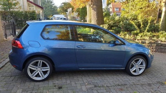 Volkswagen Golf - 1.2 TSI Highline - 1