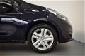Peugeot 208 - 1.2 Puretech 82pk Signature | NAVI | RIJKLAAR | AKTIE - 1 - Thumbnail