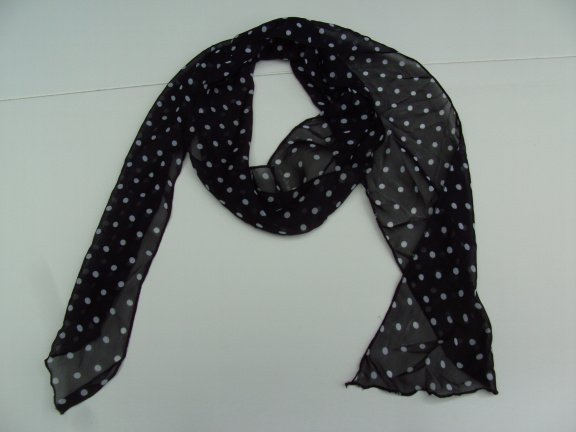 SJAAL ZWART MET WITTE STIPPEN 160X15 CM Nieuw - nr. 1