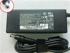 Toshiba 15V ~ 5A 75W adapter PA3283U-5ACA UK-online shop