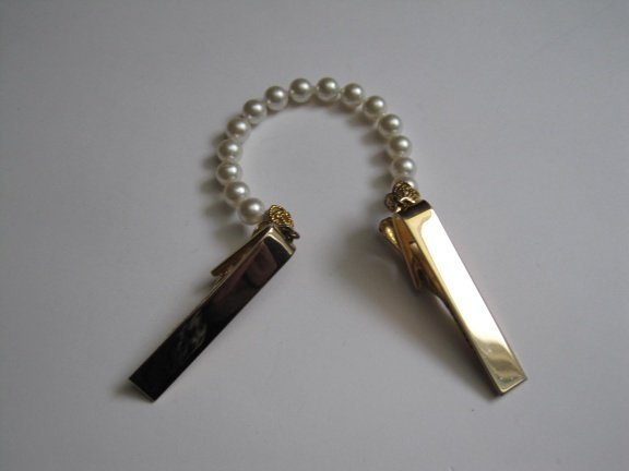 Rever kleding clips goudkleurig met een kralenkettinkje, - Afbeelding 4