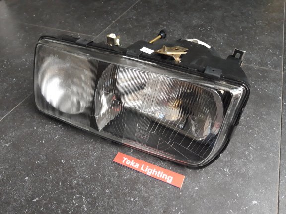 Ford Sierra Cosworth MK1 (82-87) Koplamp Lucas 62233 H4 Links NOS - Afbeelding 3