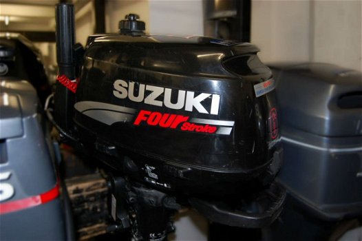 Suzuki DF6 - 1