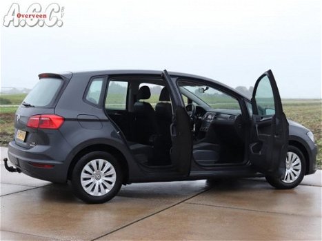 Volkswagen Golf Sportsvan - 1.2 TSi Trekhaak Airco - 1