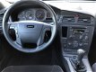 Volvo V70 - 2.4 Comfort Line ZEER MOOI YOUNGTIMER - 1 - Thumbnail