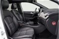 Mercedes-Benz B-klasse - 180 CDI Ambition / Navigatiesysteem/ Cruise Control/ Parkeersensoren/ Panor - 1 - Thumbnail