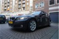 BMW 3-serie Touring - 320i High Executive * Panoramadak Leer Trekhaak 3D NAVI * Compleet onderhouden - 1 - Thumbnail