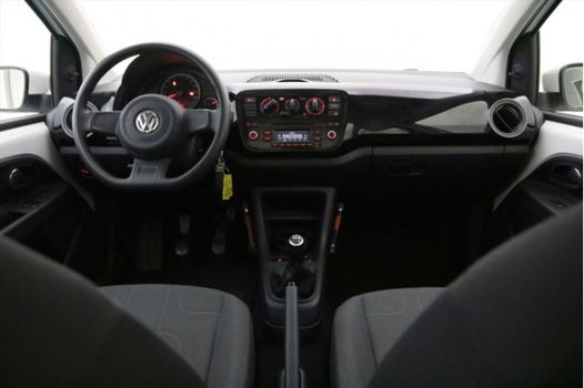 Volkswagen Up! - 1.0 60pk 5drs Move up Executive - 1