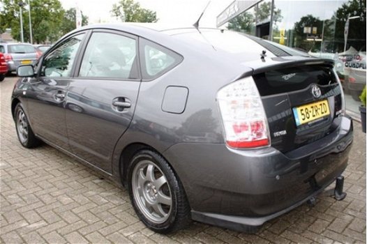 Toyota Prius - 1.5 VVT-i RIJKLAAR INCL 6 MND BOVAG - 1