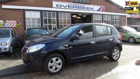 Dacia Sandero - 1.2 Lauréate Airco, Trekhaak - 1