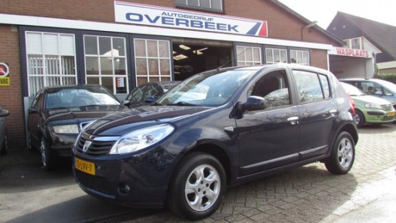 Dacia Sandero - 1.2 Lauréate Airco, Trekhaak - 1