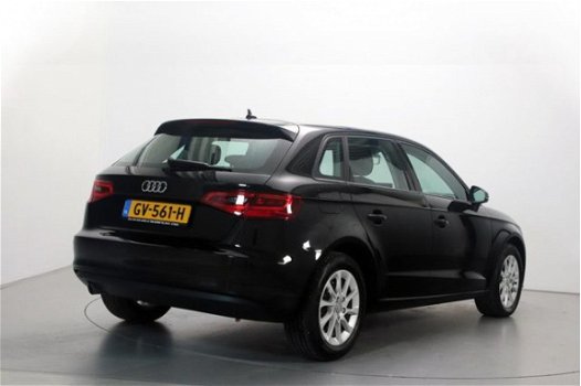 Audi A3 Sportback - 1.6 TDI Attraction Pro Line plus S-Tronic Xenon Adaptive Cruise Navi 200x Vw-Aud - 1