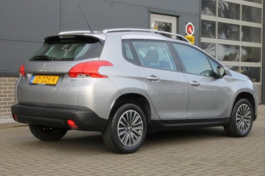 Peugeot 2008 - 1.2 PureTech Blue Lion / Automaat / 1e eigenaar / dealer onderhouden / PDC - 1