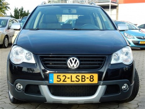 Volkswagen Polo - 1.4-16V Cross / Airco / nieuwe Distributieriem / 17