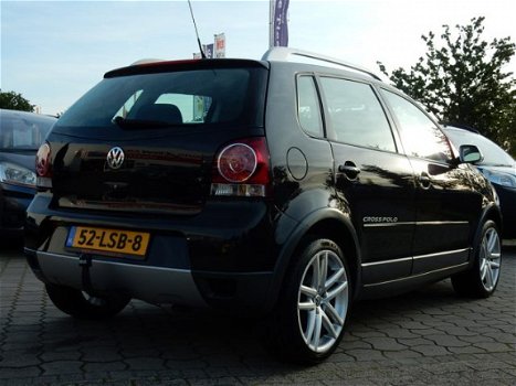 Volkswagen Polo - 1.4-16V Cross / Airco / nieuwe Distributieriem / 17