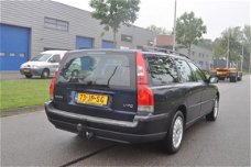 Volvo V70 - 2.4 Comfort Line AIRCO/CRUISE NETTE STAAT