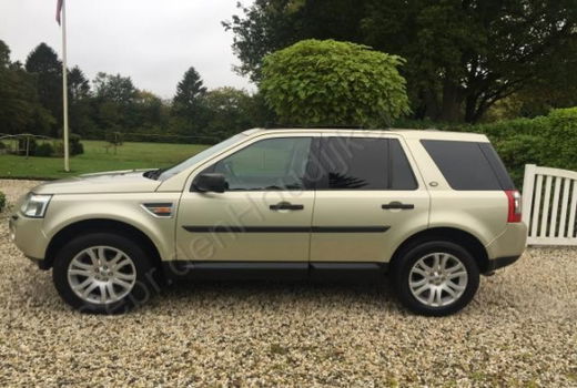 Land Rover Freelander - 2.2 TD4 HSE AUTOMAAT PANORAMA SCHUIFDAK NL auto - 1