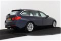 BMW 3-serie Touring - 320i High Executive | Navigatie | Parkeersensoren | Trekhaak - 1 - Thumbnail