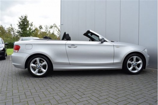 BMW 1-serie Cabrio - 118i Executive Automaat Sportstoelen Ecc Cruise Pdc Trekhaak/afneembaar - 1