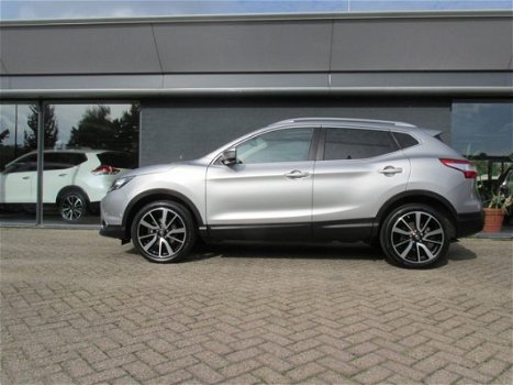 Nissan Qashqai - 1.2 DIG-T 115Pk CVT Tekna[Trekhaak, Navi, Panodak] - 1