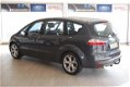 Ford S-Max - 2.0 145PK Titanium, TREKHAAK, Ned auto, Dealer onderhouden - 1 - Thumbnail