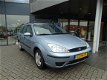 Ford Focus Wagon - 1.6-16V Ambiente - 1 - Thumbnail