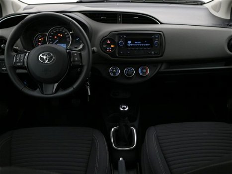 Toyota Yaris - 1.0 VVT-i Comfort | Airco | Bluetooth | Safety Sense | - 1