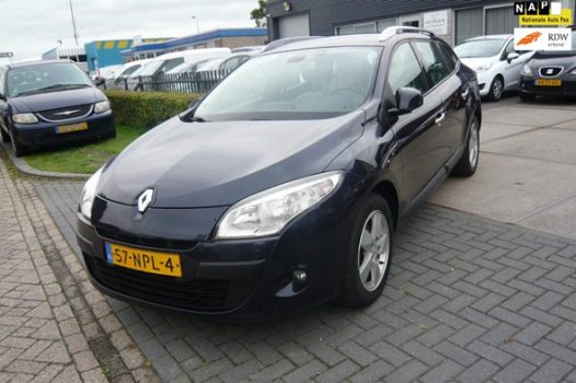 Renault Mégane Estate - 1.5 dCi Dynamique Automaat Leer Nav ECC 10-2010 Euro5 - 1