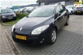 Renault Mégane Estate - 1.5 dCi Dynamique Automaat Leer Nav ECC 10-2010 Euro5 - 1 - Thumbnail