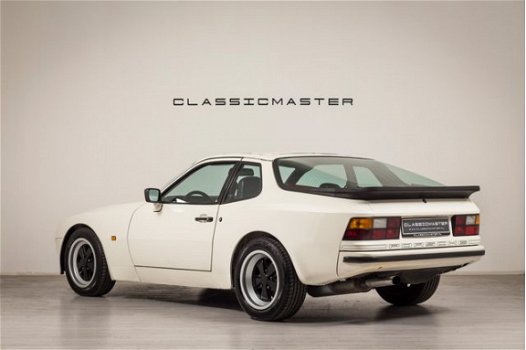 Porsche 944 - 2.5 Coupé - 1