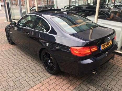 BMW 3-serie Coupé - 335 XI AUTOMAAT 306 PK LEDER NAVI SCHUIFDAK 19 INCH - 1